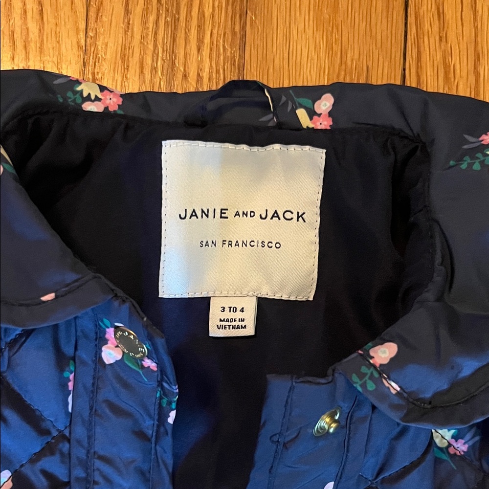 Janie and Jack Girls Navy Floral Quilted Jacket for Kids 4 - Picture 2 of 6